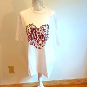 White T-Shirt with Red 'Mom' Heart Design